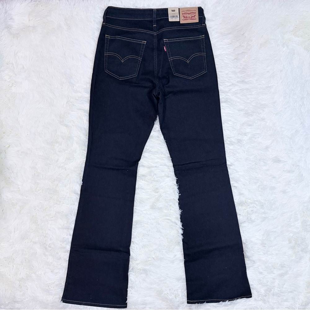 Levi’s High Rise Bootcut Jeans - Picture 2 of 8